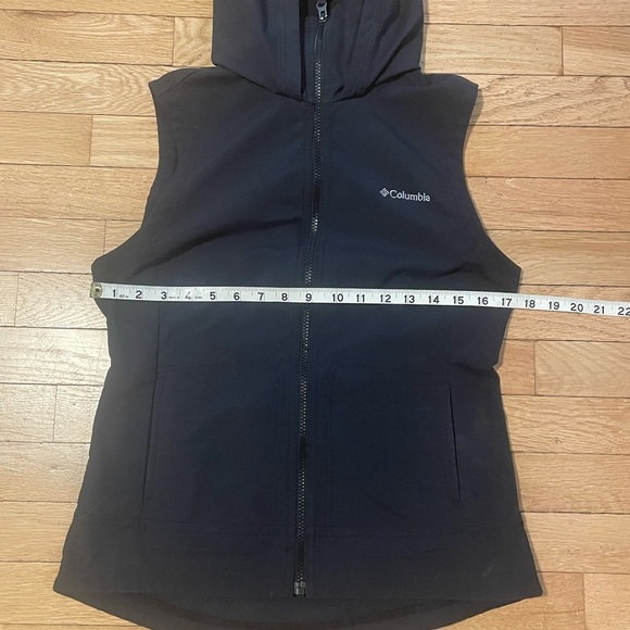 Columbia Black Hooded Windbreaker Vest Women’s S - Picture 5 of 7